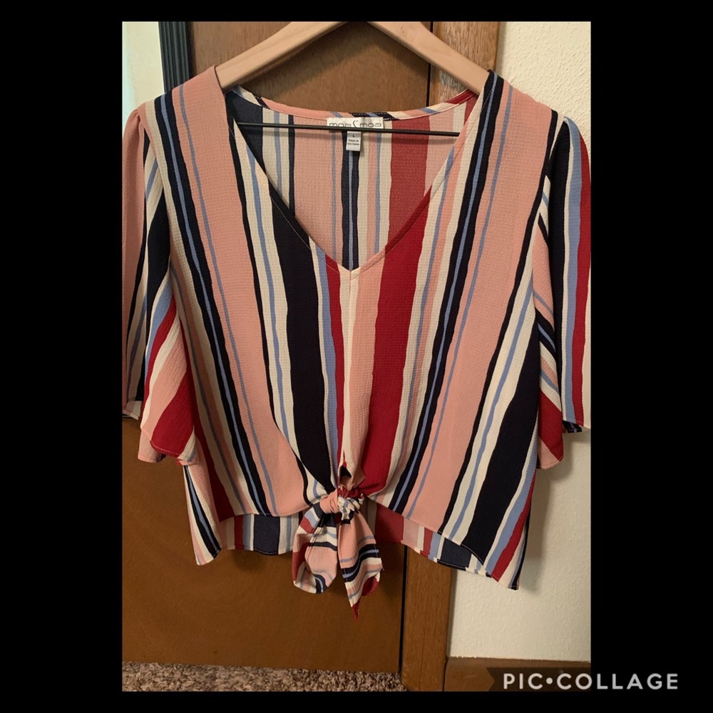 Von Maur Moa Moa Striped Tie Crop Top 💫